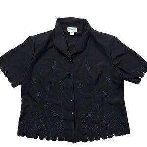 Vintage Black Embroidered Short-Sleeve Button Front Top